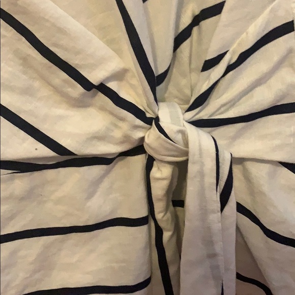 Zara XS bell sleeve linen shirt - Picture 5 of 5